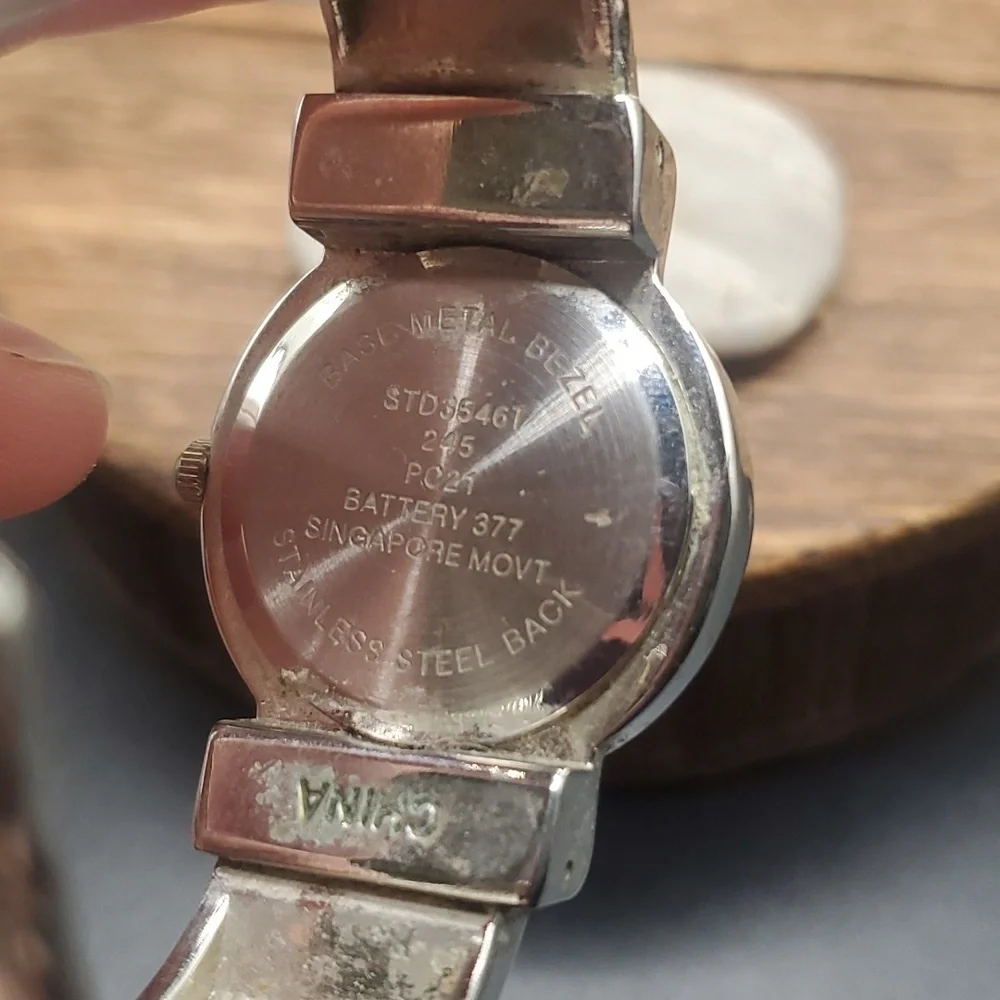 B2515 studio time rare collectible watch needs batteries‎ vintage cuff band tort